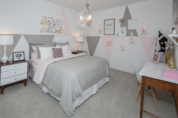 decorating a bedroom for a teenage girl