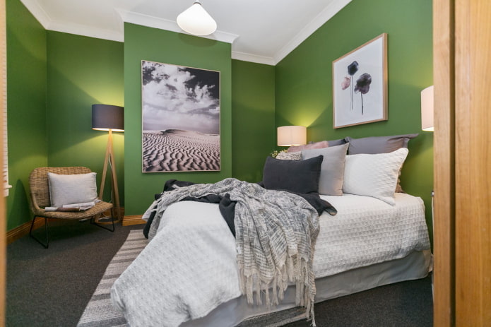 decorating the bedroom in green colors