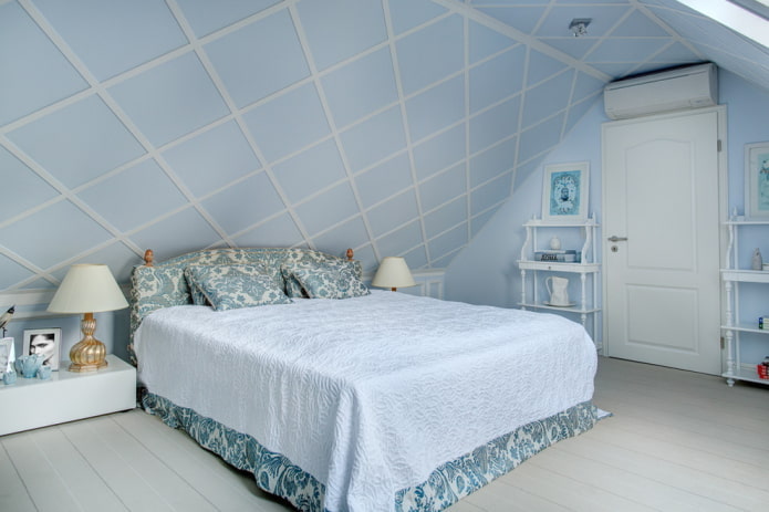 color scheme of the attic bedroom