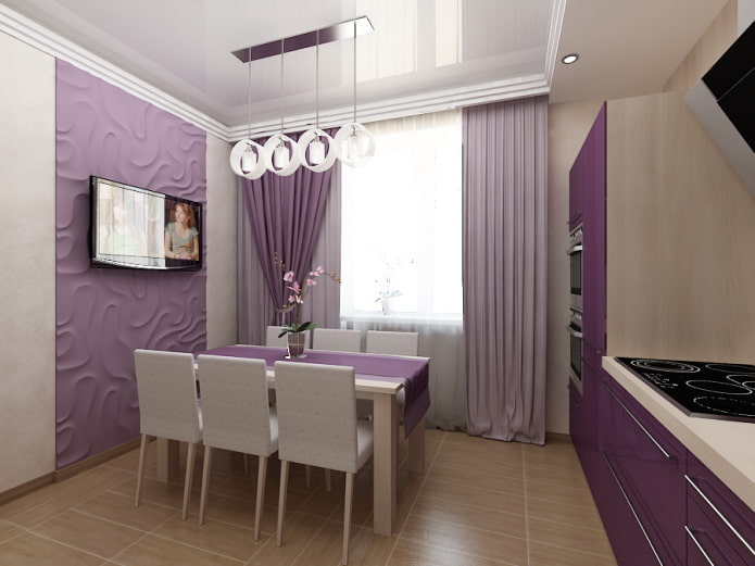 Vorhänge im Inneren der Küche in lila Tönen