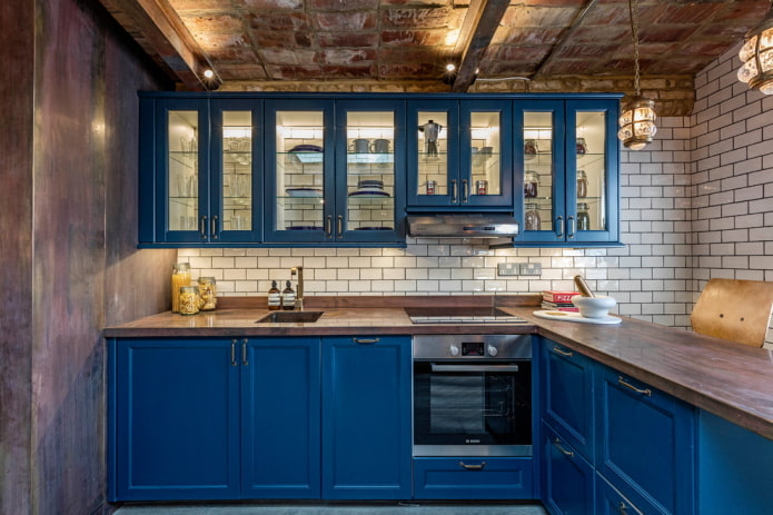 konyha kék loft stílusban