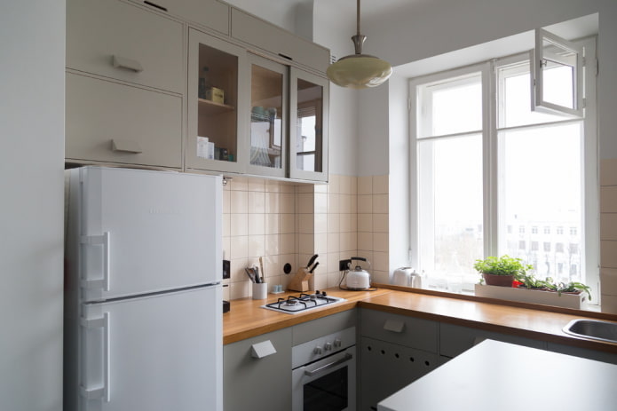 Farbschema des Kücheninnenraums mit einer Fläche von 5 m²