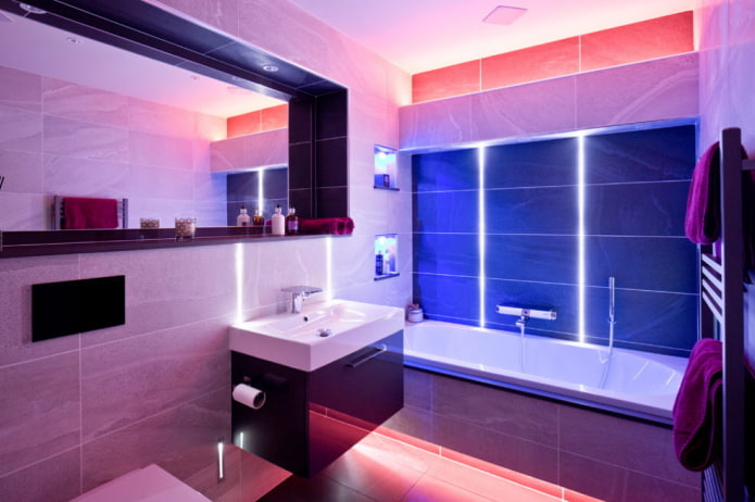 dekoratív világítás a fürdőszoba belsejében
