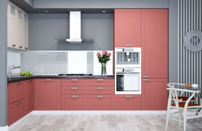 кухињски ентеријер у сиво-ружичастим тоновима