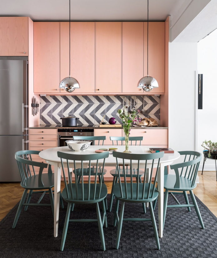 finishing the kitchen in pink