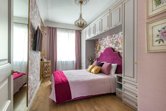 Wanddekoration im Schlafzimmer in Chruschtschow