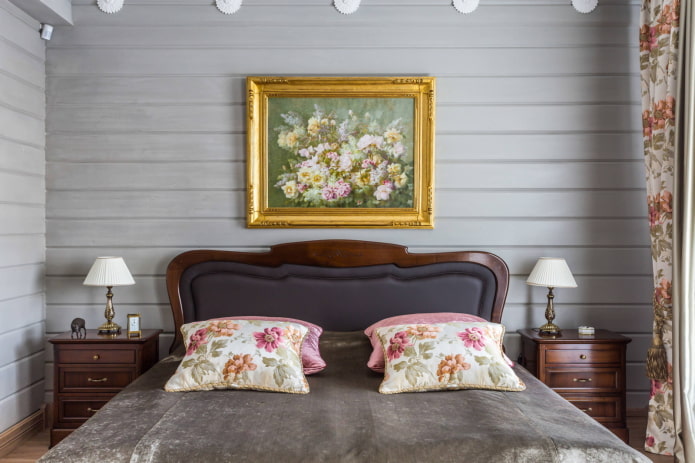 Flowers in the painting in the bedroom