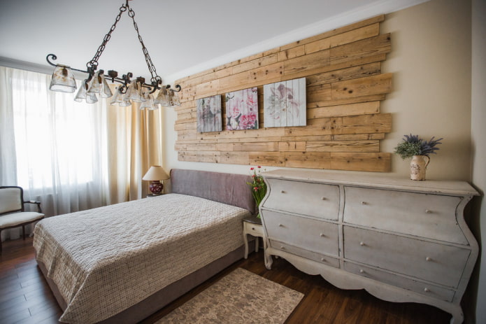 furnishing a bedroom in a rustic country style