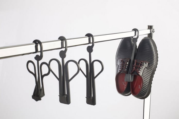 mga hanger para sa pagtatago ng sapatos