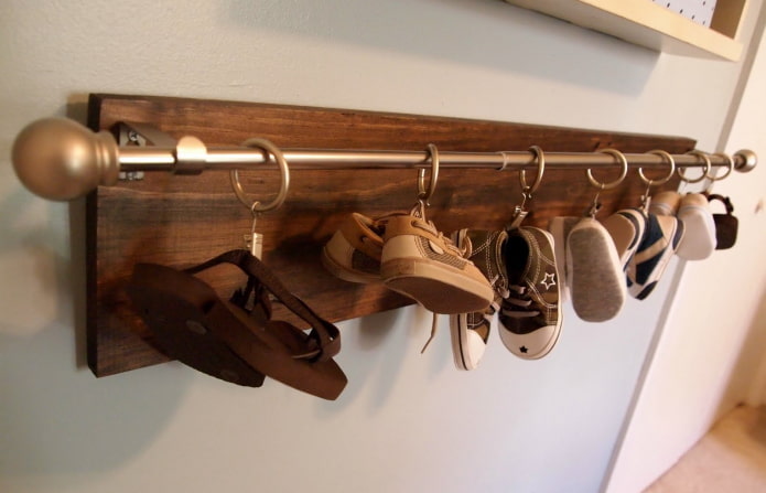 cornice for storing shoes