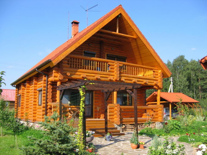 пројекат дрвене куће са балконом
