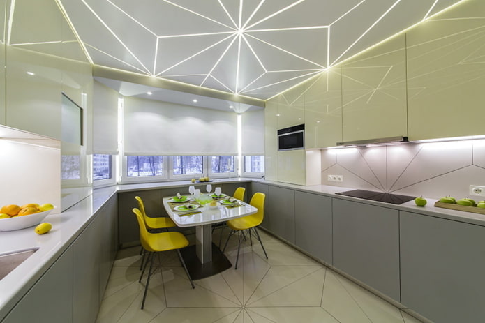 เพดานยืดย้อนแสงภายในห้องครัว
