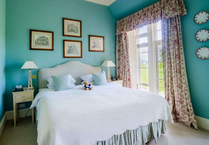 textiles and decor in the turquoise bedroom