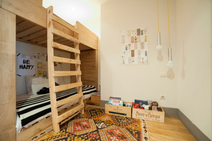 Loft bed sa nursery