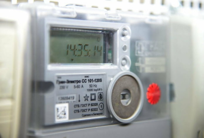 Two-tariff meter