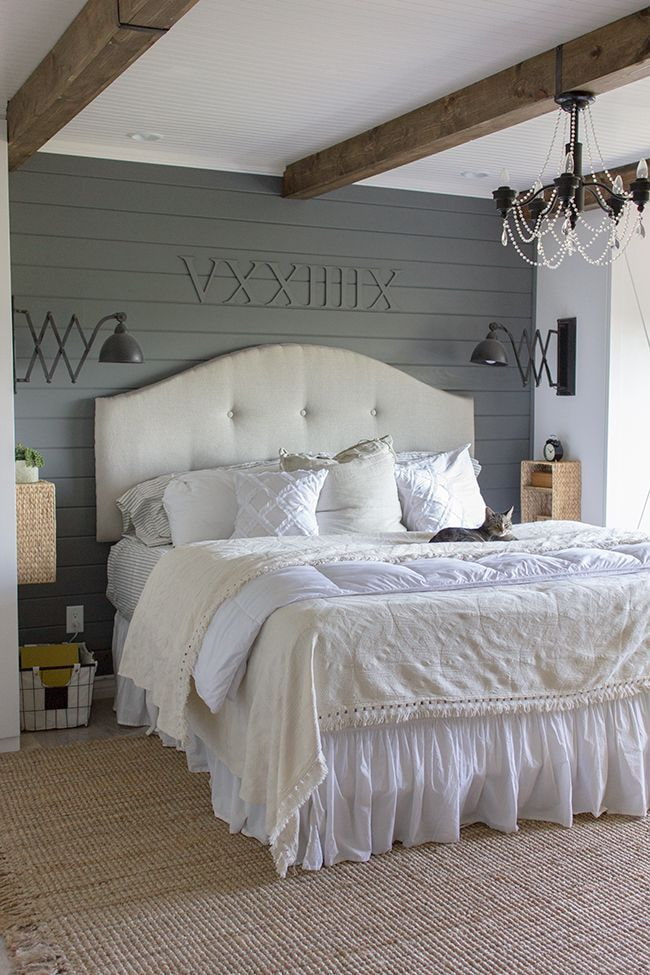 gray wall in the bedroom