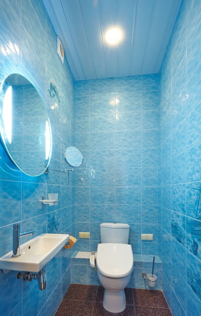 blaue Paneele für das Badezimmer