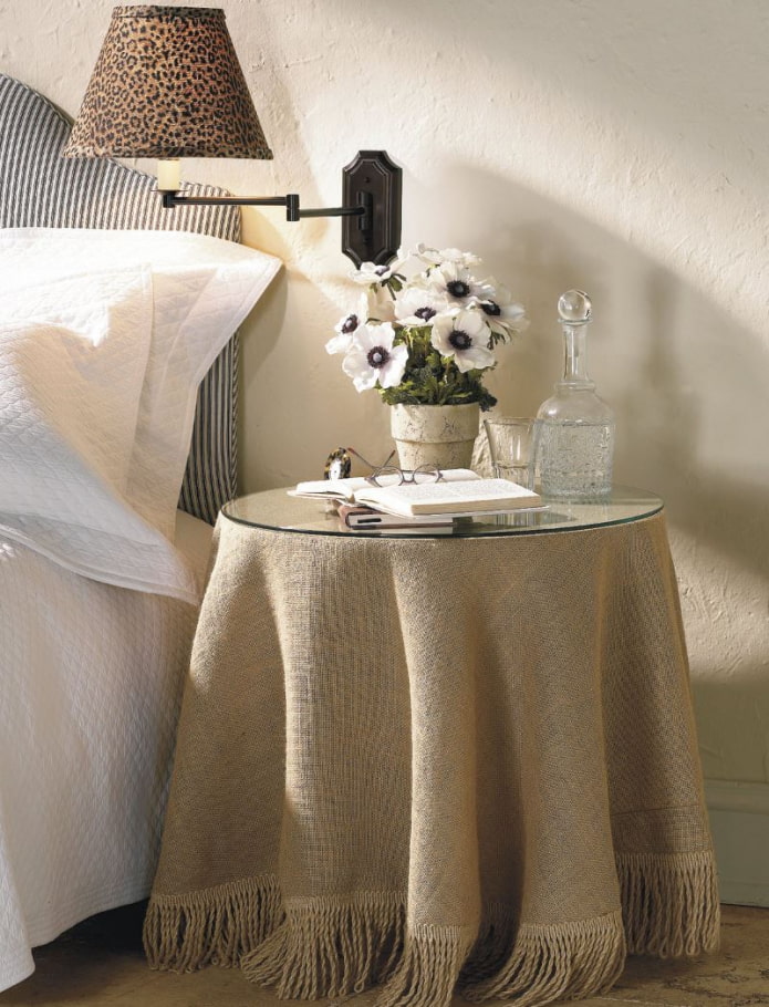 tablecloth on the bedside table