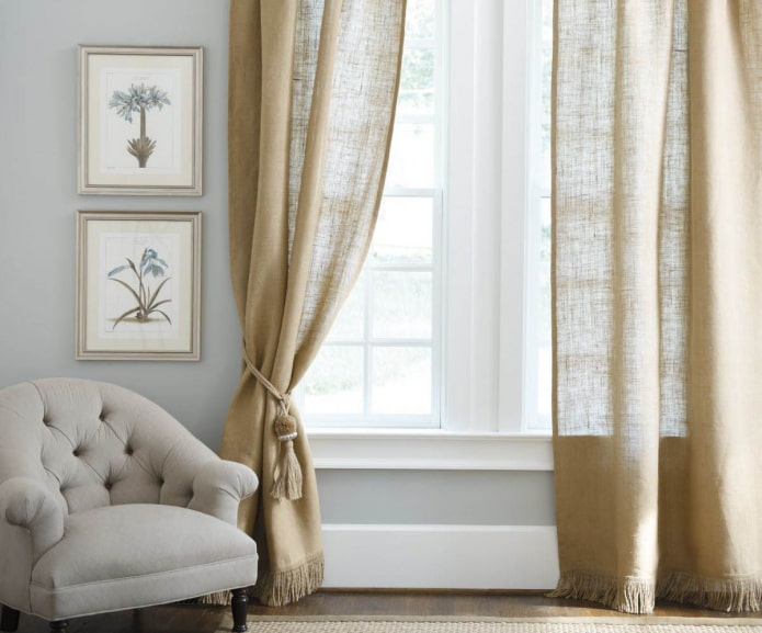 simple curtains in the living room