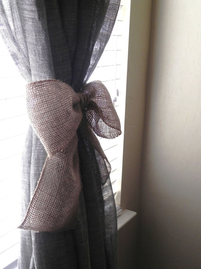sackcloth curtain garter