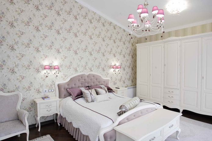 weiße Möbel im Provence-Stil style