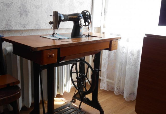 USSR sewing machine