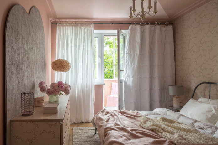 Bedroom in pink