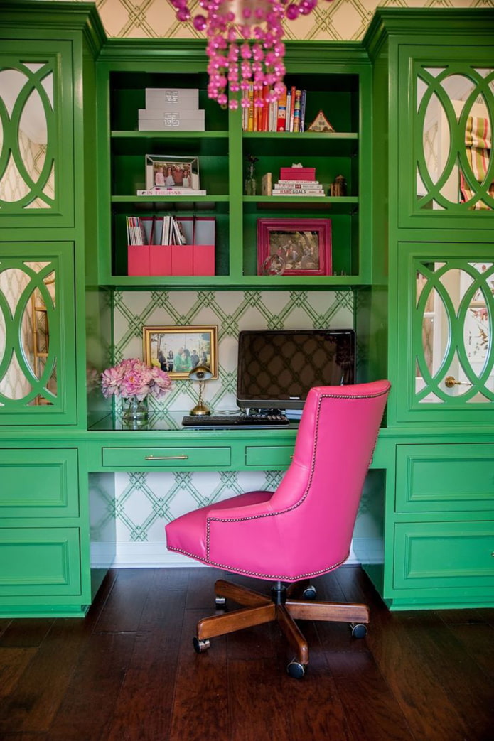 rózsaszín bútorok a belső térben