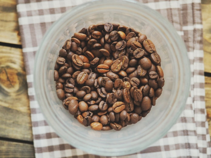 Anti-odor coffee beans