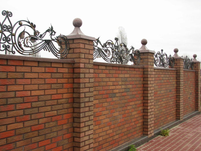 brick fence for home