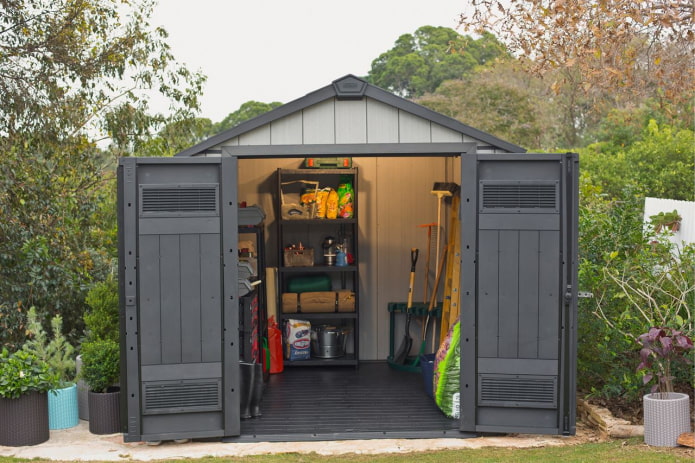 Shed with inventory