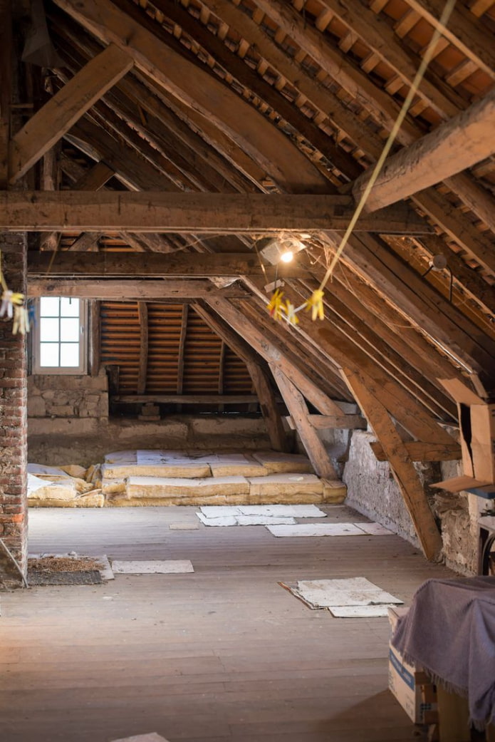 insulation of the attic
