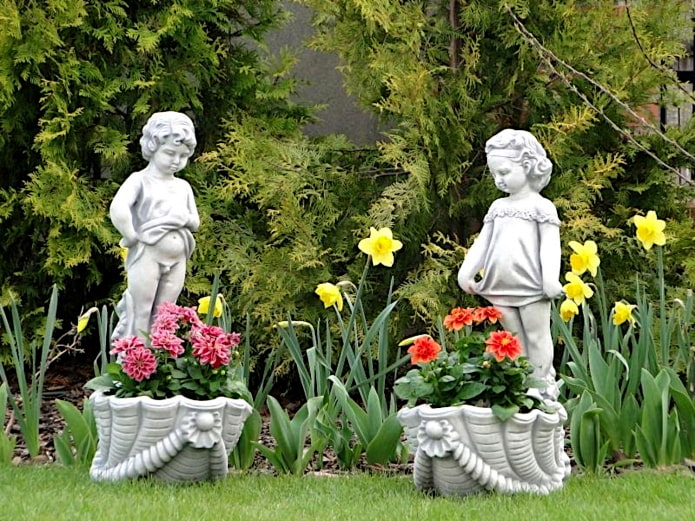 kerti szobrok