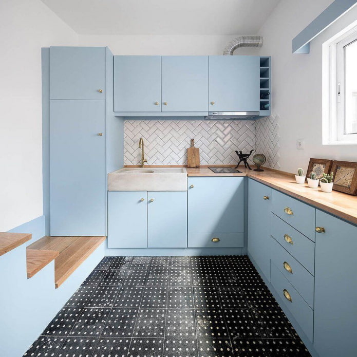 corner kitchen in blue