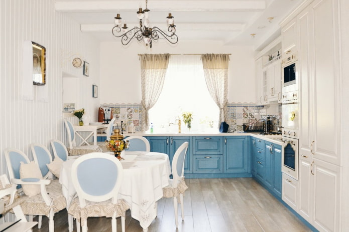 ผ้าปูโต๊ะสำหรับห้องครัวสีฟ้า