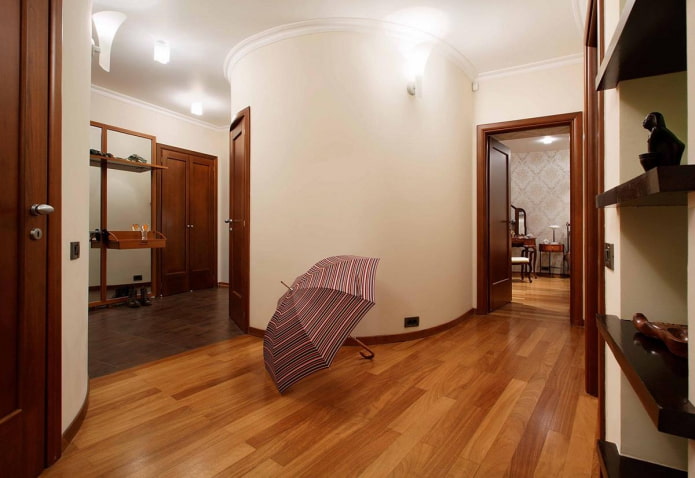 laminate flooring in the hallway