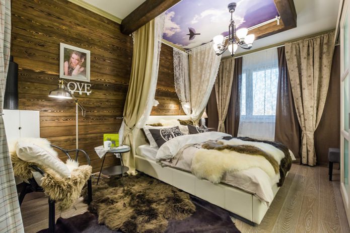 Schlafzimmer mit Holzwänden
