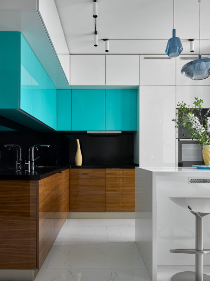 combination of shades of kitchen facades