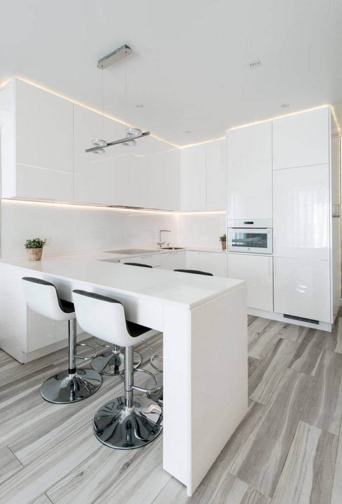 white kitchen minimalism