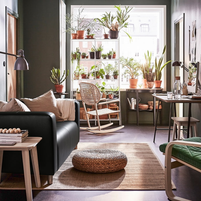 Wohnzimmer mit Ikea-Blumen