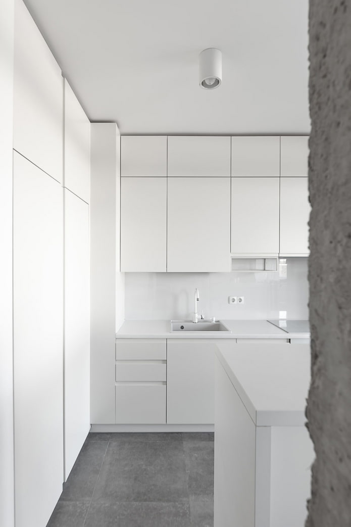 white kitchen minimalism