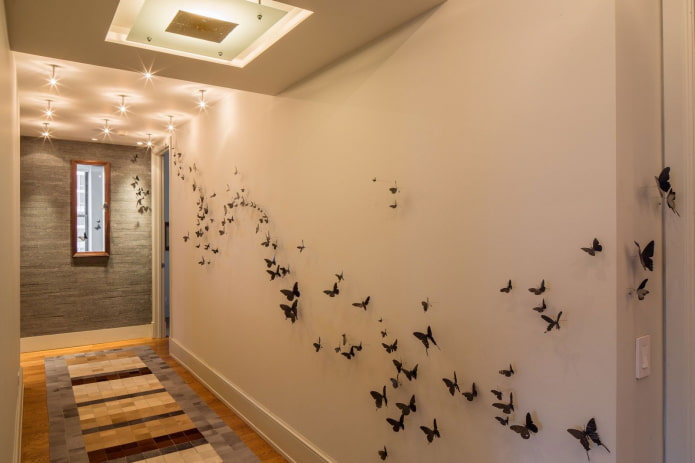 butterflies sa hallway