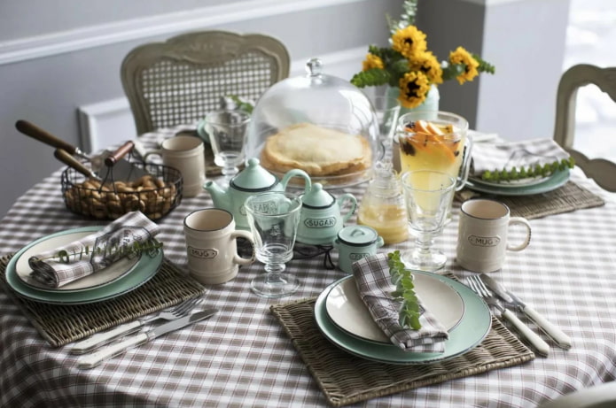 home table setting