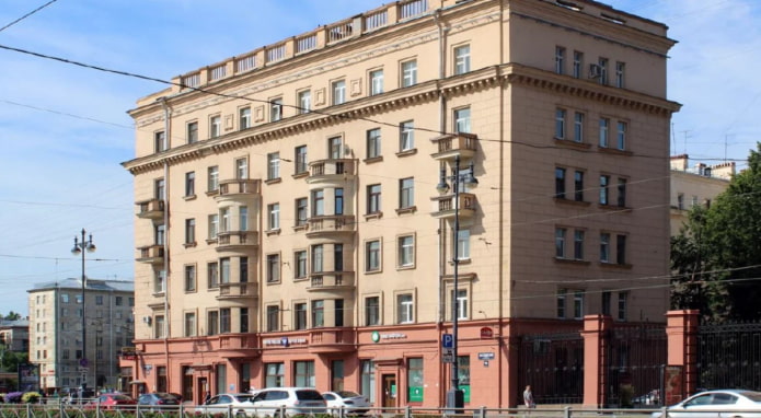 typische stalinistische Gebäude