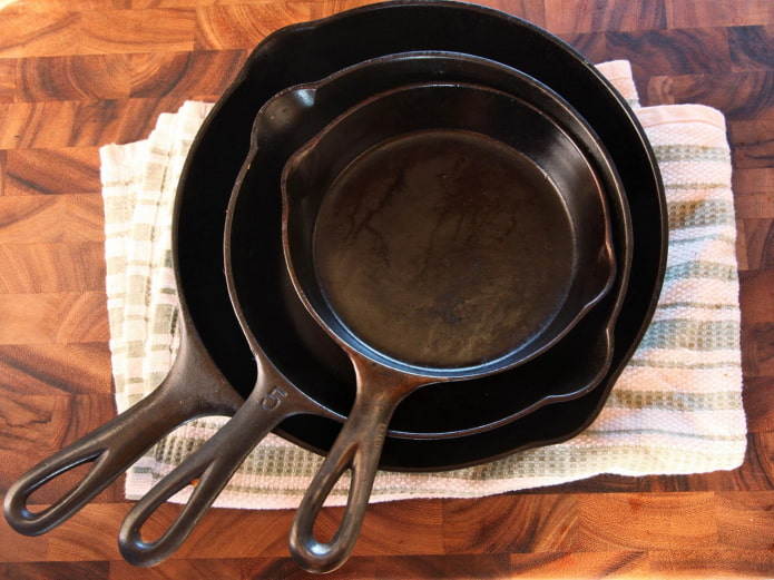 Cast-iron pan