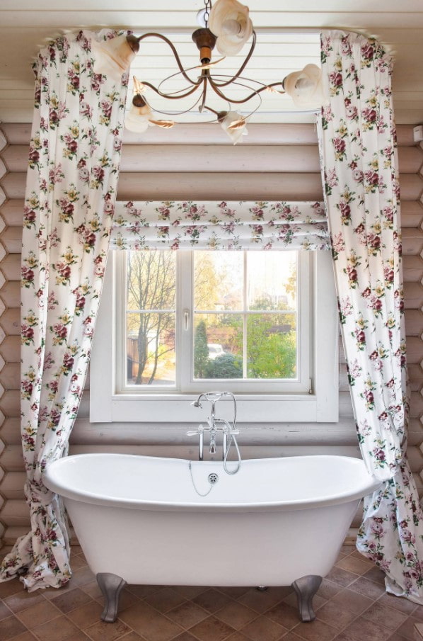 curtains in the bathroom
