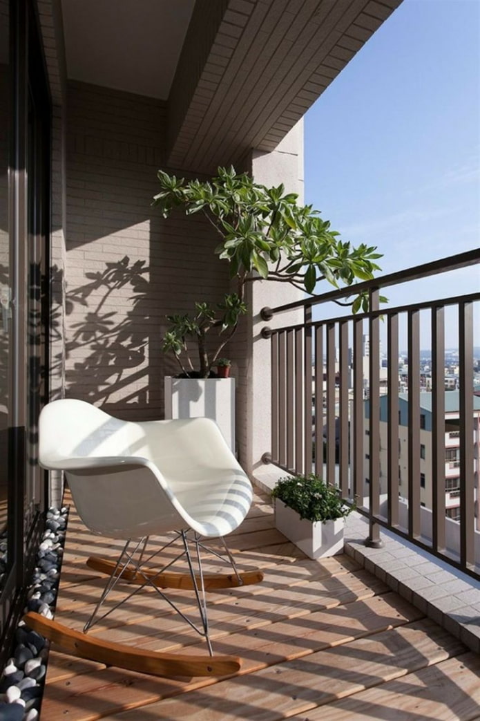 erkély a minimalizmus stílusában