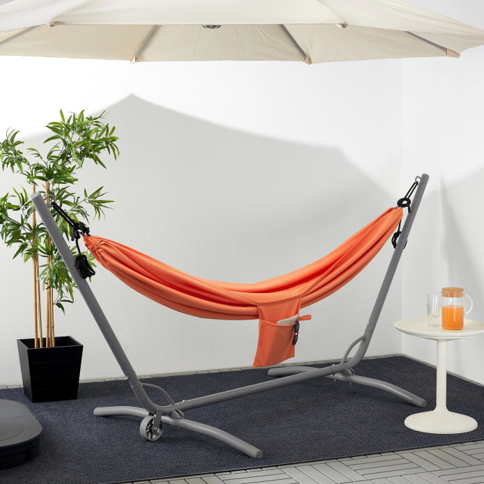 Hammock with support