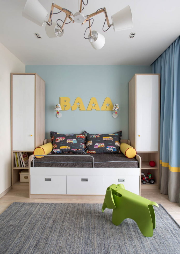 yellow accents in the boy's bedroom