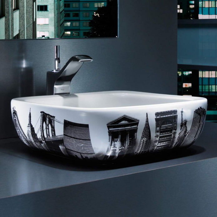 overhead washbasin with a picture